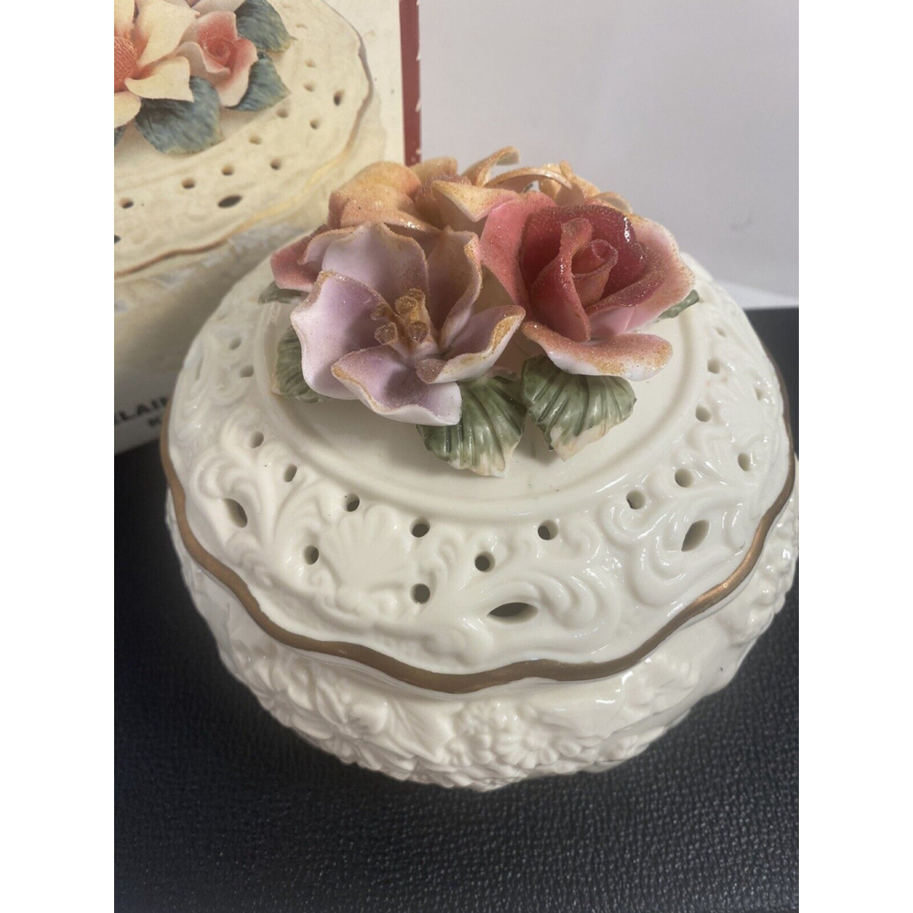 Decorative Floral Porcelain Keepsake Box Bowl with Lid 6” Round - Picture 3 of 9